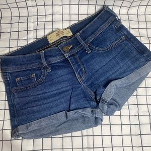 HOLLISTER Jean Shorts